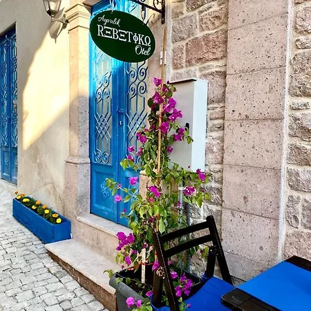 Ayvalık Rebetiko Otel Ayvalı